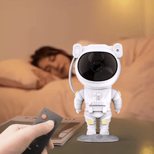 GALAXYSCAPE Projektor gwiazd Astronauta – lampka nocna z pilotem i timerem