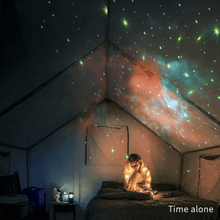 GALAXYSCAPE Projektor gwiazd Astronauta – lampka nocna z pilotem i timerem